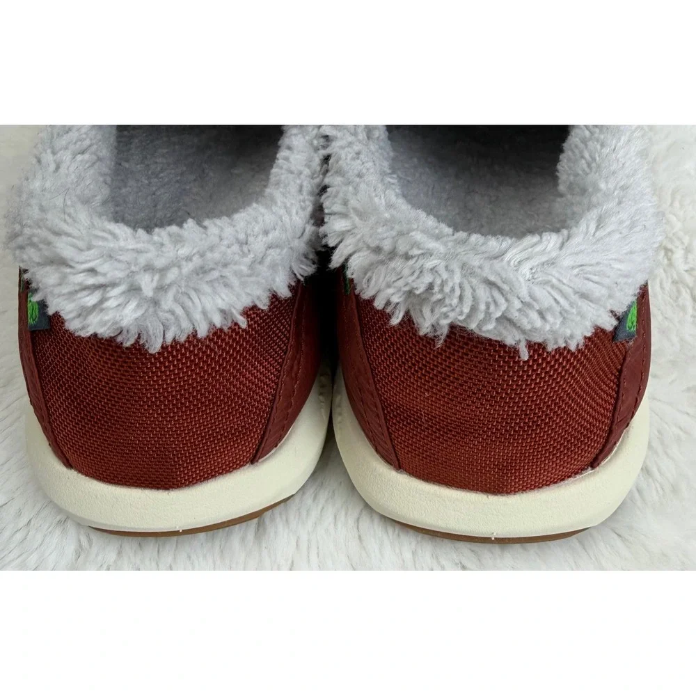Stio Mens Colter Mountain Slip Shoes Mens Size 8 Maroon Puffer Sherpa Lined